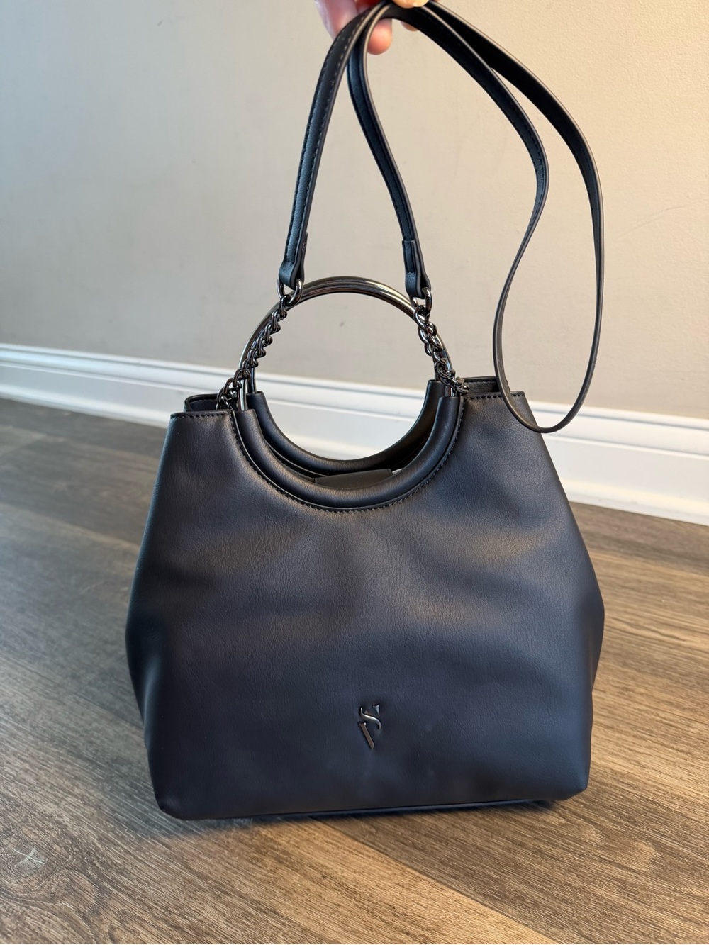 Simply Vera Vera Wang Black Circle-Handle Tote